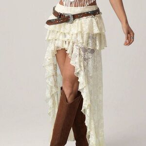 Stagecoach Coachella Cream Lace Tiered Hi-Low Maxi Skirt